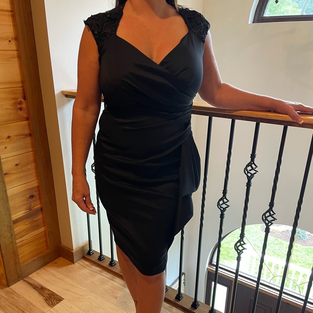 Beautiful Marina little black dress